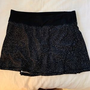 Lululemon Tennis Run Skirt 8